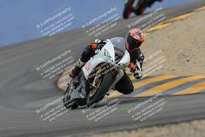 media/Jan-14-2023-SoCal Trackdays (Sat) [[497694156f]]/Turn 12 (120pm)/